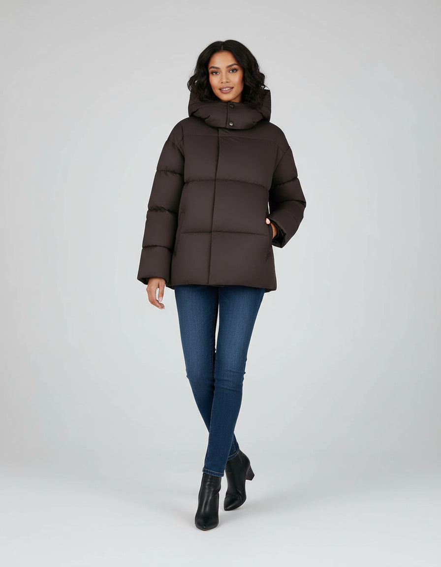 Pufferjacke mit abnehmbarer Kapuze