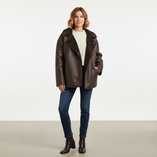 Elegante und modische Kunstlederjacke