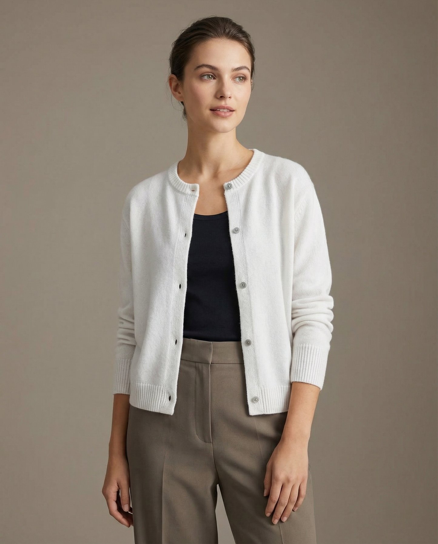 Damen Strickjacke - 100% Wolle, Eleganter O-Ausschnitt